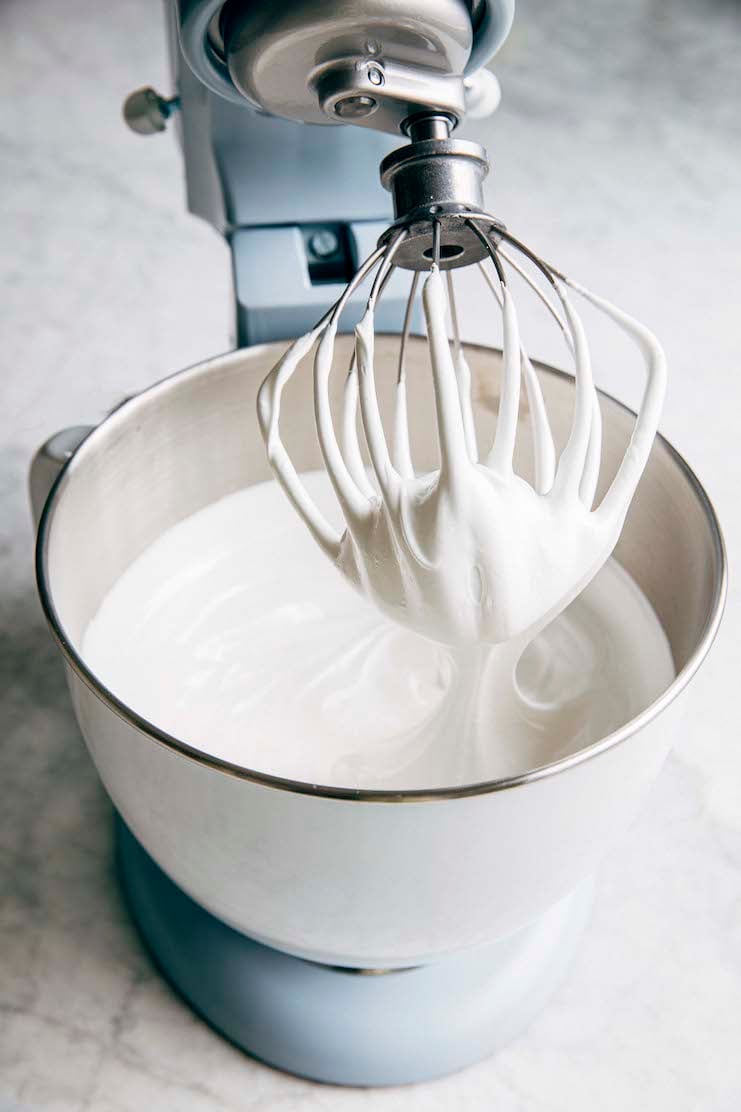 photo showing the egg white whisking process of making pistachio pudding muffins