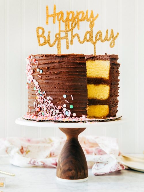 old-fashioned-yellow-birthday-cake-500x6