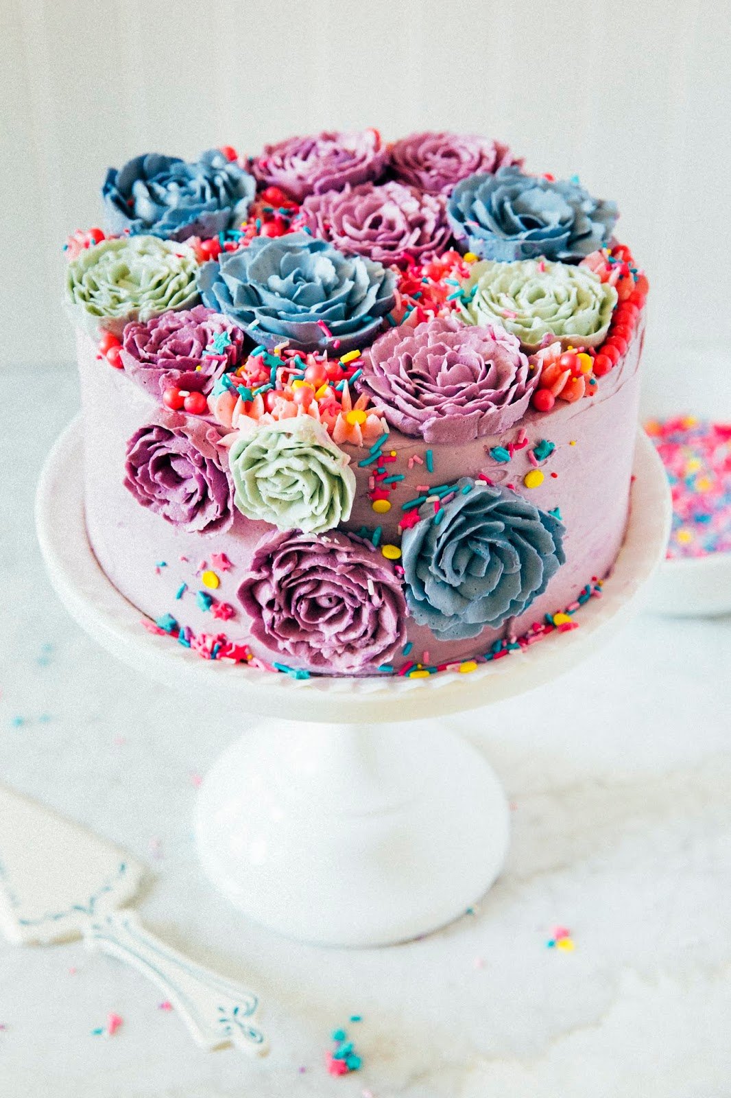 Buttercream Flower Cakes Are a Delicious Way to Welcome Spring