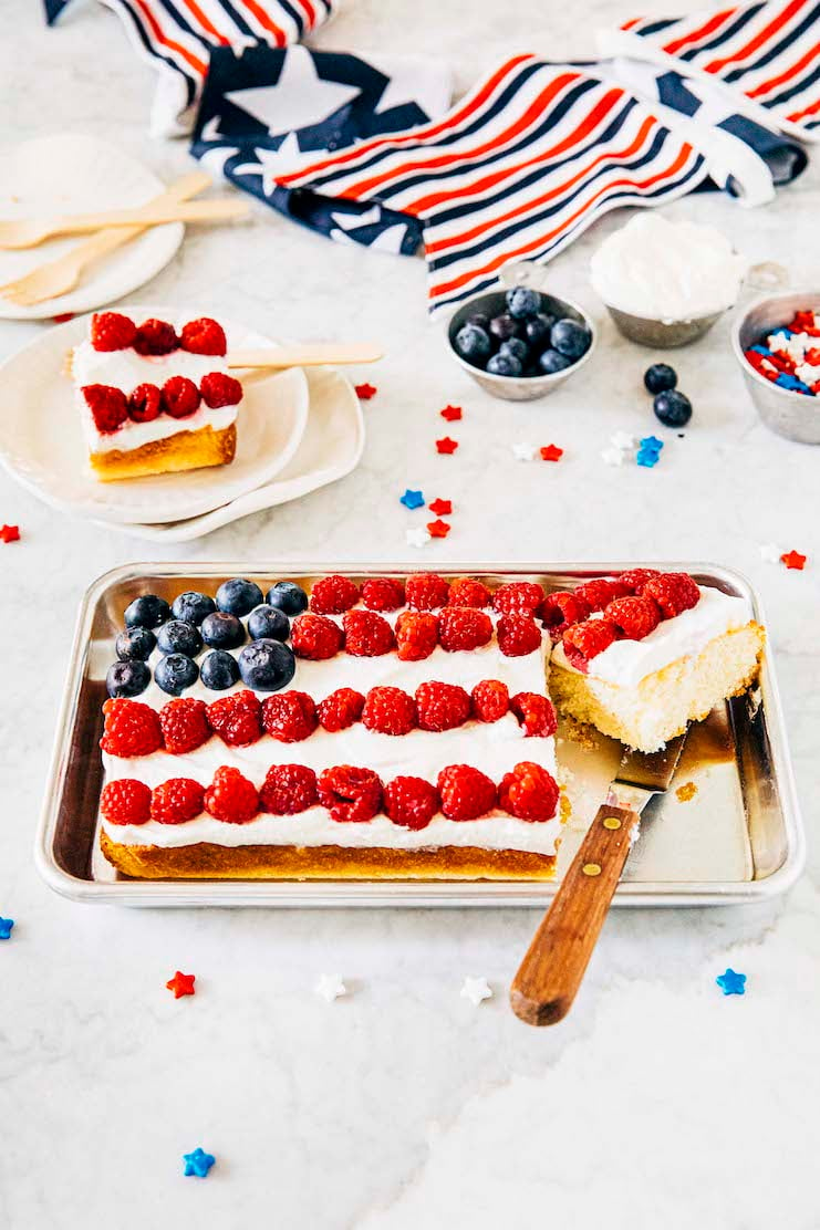 mini american flag cake