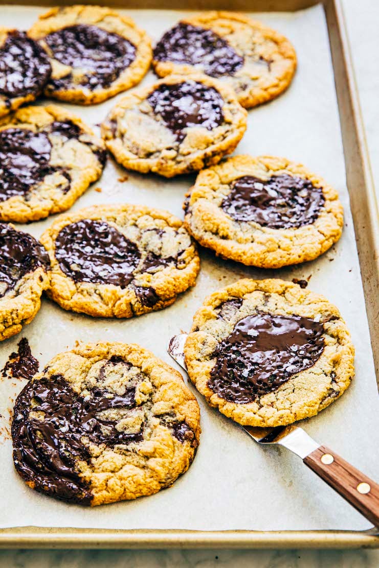 chocolate chip cookies with powdered sugar recipe