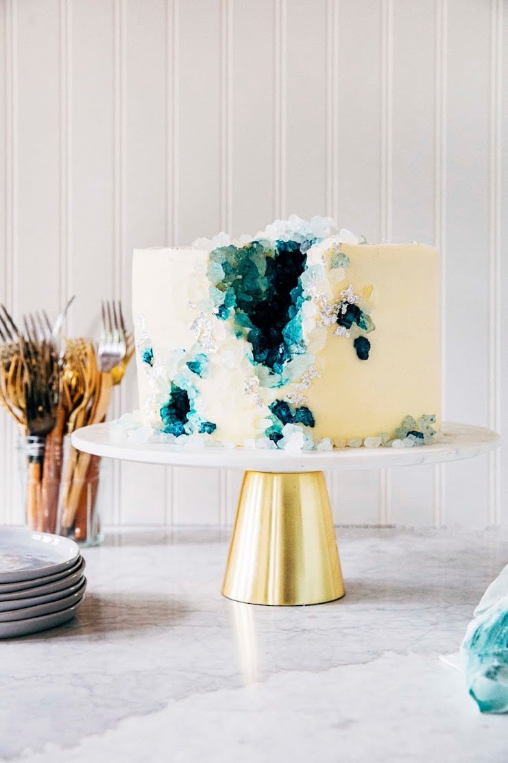 A photo of the final geode cake in this geode cake tutorial.
