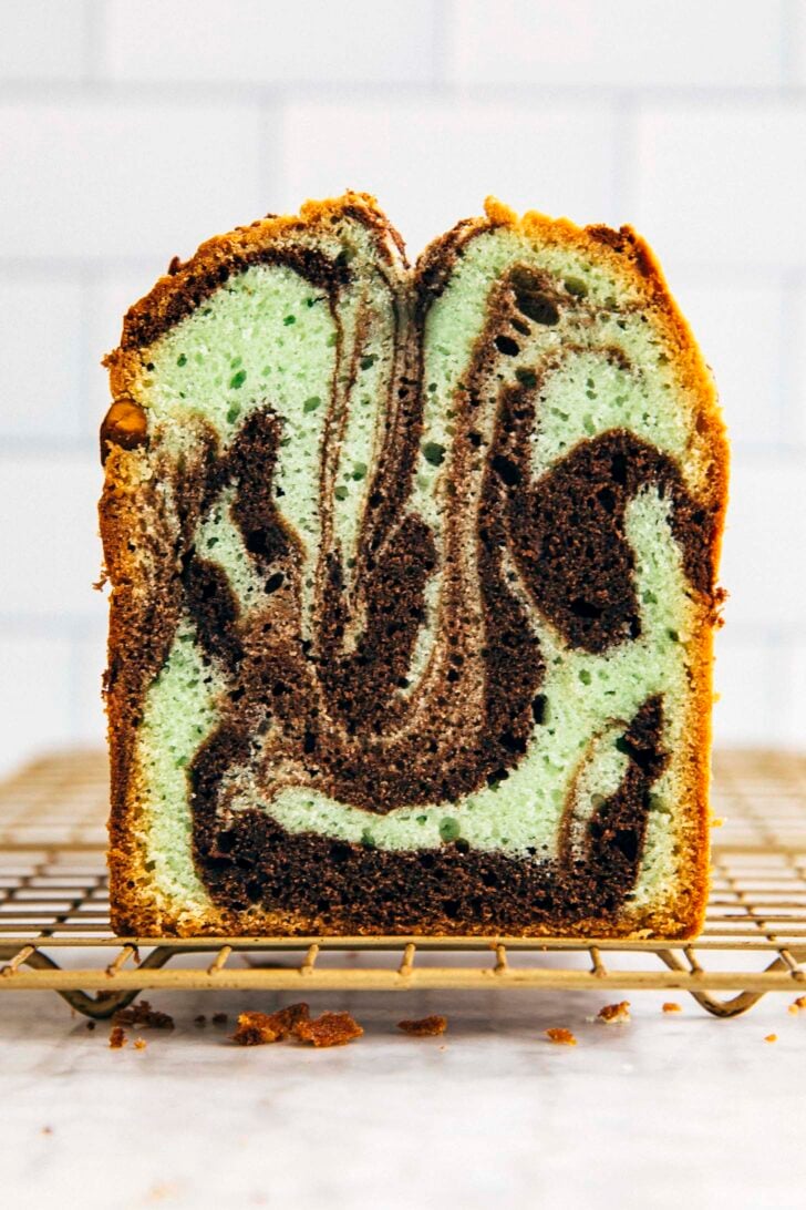 photo showing a close up shot of the chocolate pistachio loaf, sliced
